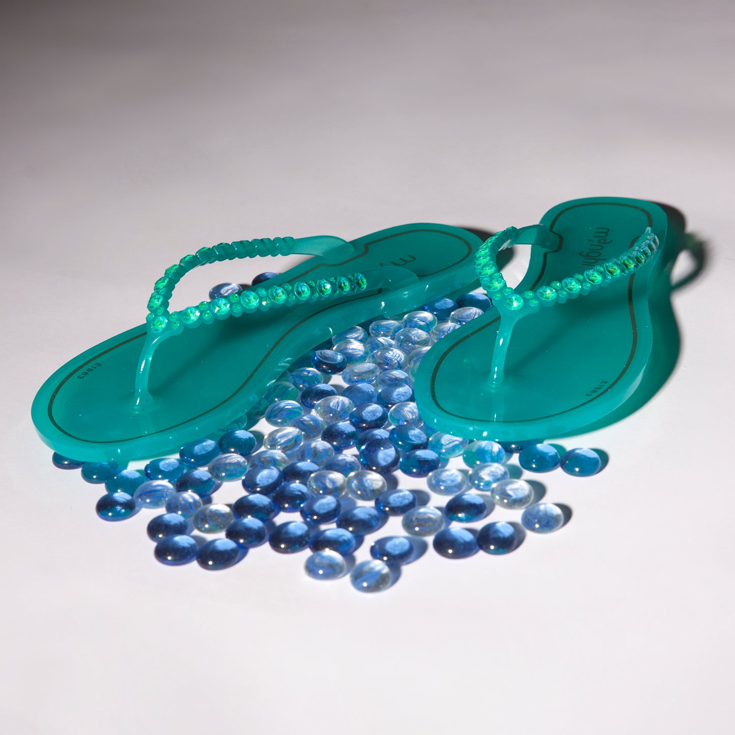 STYLE 704 SEA
